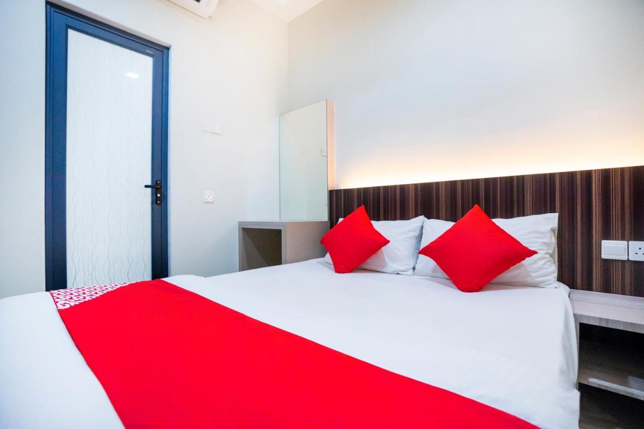 โอโย 428 โฮป โฮเต็ล Hotel ยะโฮร์บาห์รู ภายนอก รูปภาพ