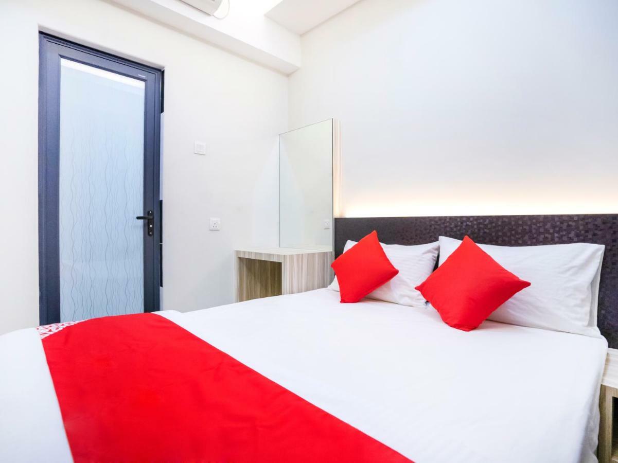 โอโย 428 โฮป โฮเต็ล Hotel ยะโฮร์บาห์รู ภายนอก รูปภาพ
